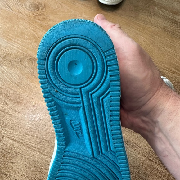 Nike Air Force 1 Bugs Bunny - Picture 8 of 8